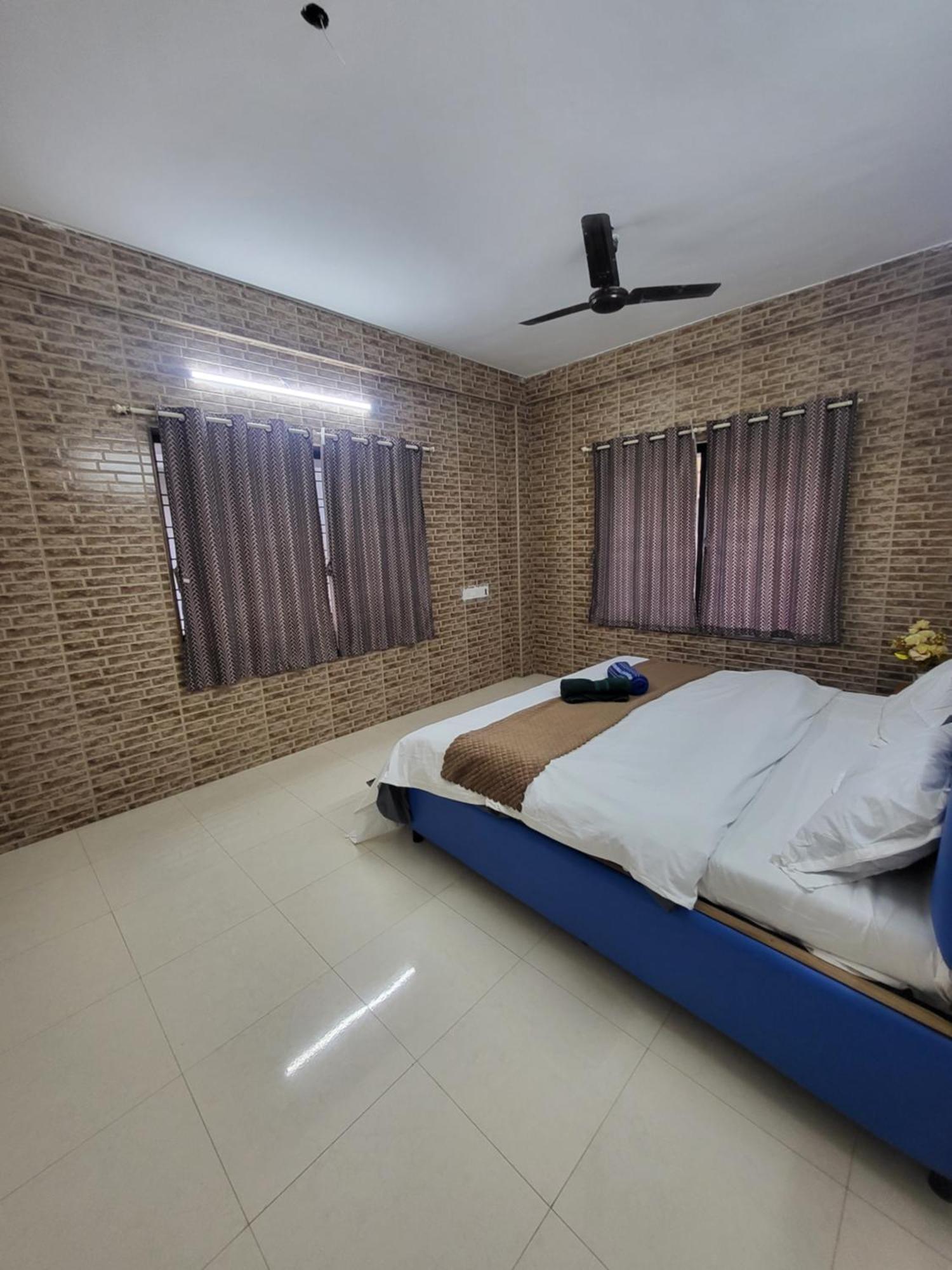 The Perfect Stays Para Disco Big Pool Cricket Turf Villa Lonavala Exterior photo