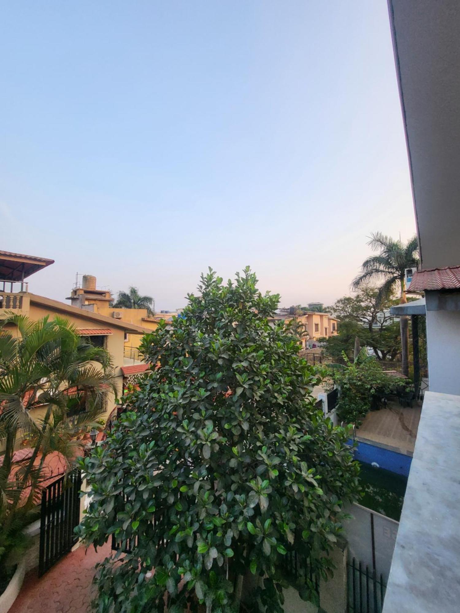 The Perfect Stays Para Disco Big Pool Cricket Turf Villa Lonavala Exterior photo