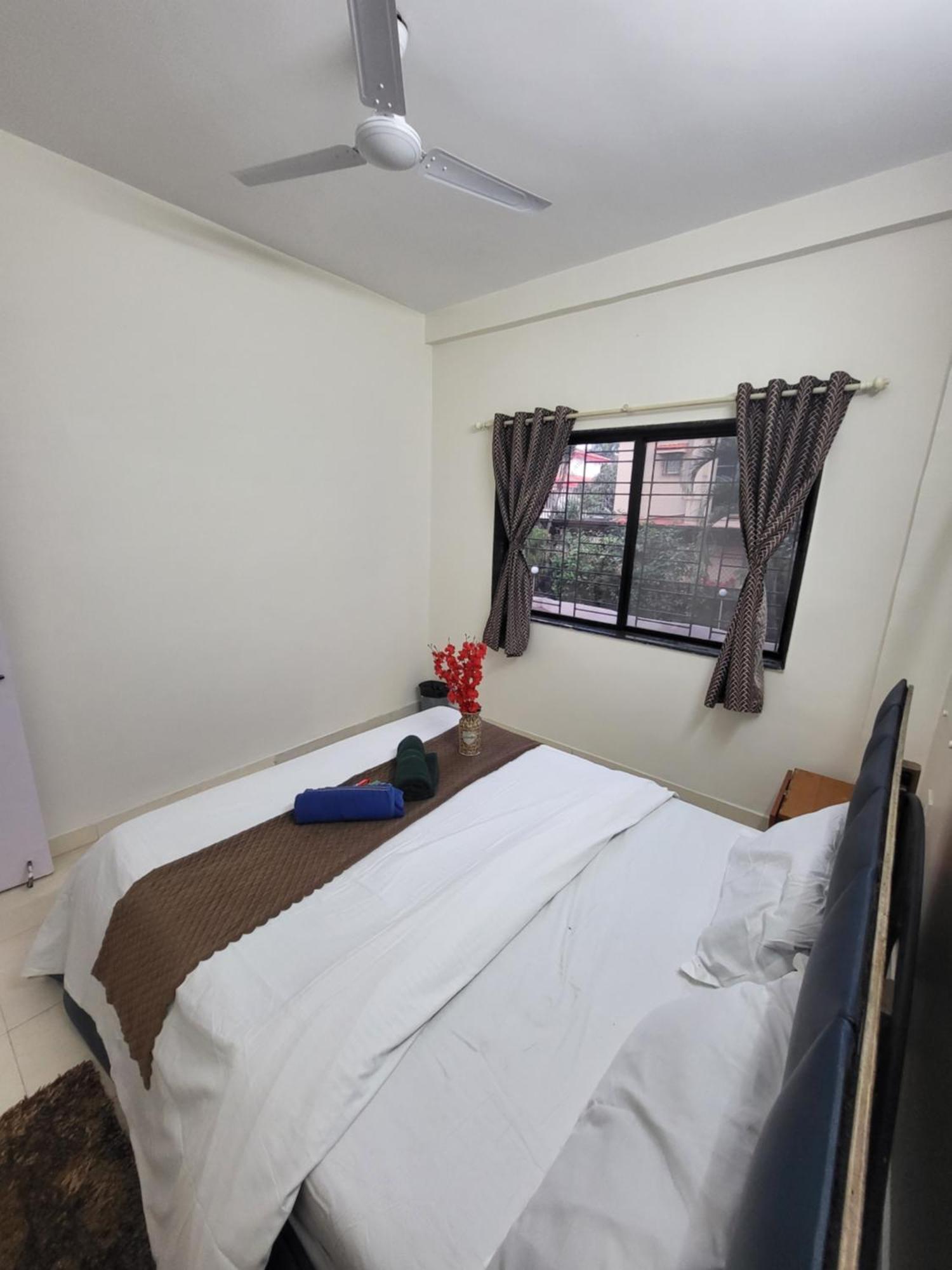 The Perfect Stays Para Disco Big Pool Cricket Turf Villa Lonavala Exterior photo