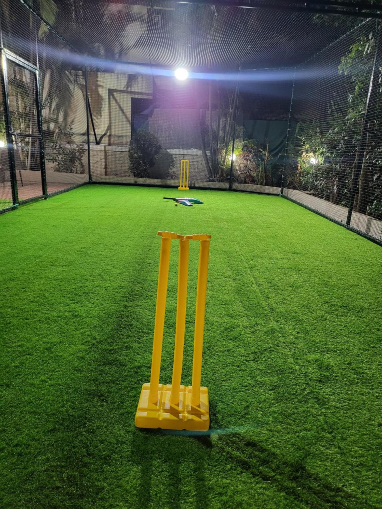 The Perfect Stays Para Disco Big Pool Cricket Turf Villa Lonavala Exterior photo